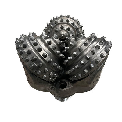 100% Neue, gute Qualität IADC537 444,5 mm Tricone Roller Cone Bit