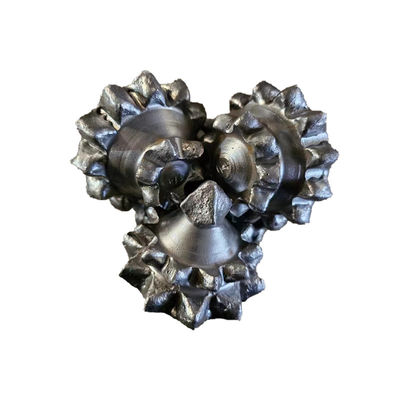 Kraftwerk IADC127 117.5mm 4 5/8 Zoll Stahlzähne Tricone Roller Bit