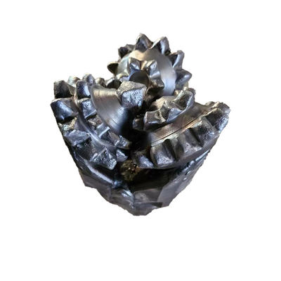Kraftwerk IADC127 117.5mm 4 5/8 Zoll Stahlzähne Tricone Roller Bit