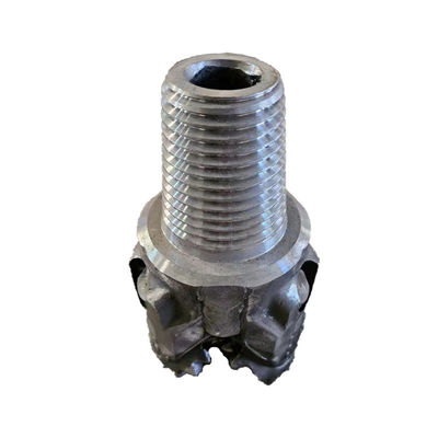 Kraftwerk IADC127 117.5mm 4 5/8 Zoll Stahlzähne Tricone Roller Bit