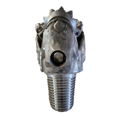 Kraftwerk IADC127 117.5mm 4 5/8 Zoll Stahlzähne Tricone Roller Bit